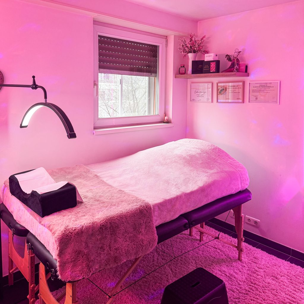 Salon, institut Beauté de Crystal, lash artiste, technicienne de cil, rehaussement et extensions de cils Strasbourg, souffelweyersheim